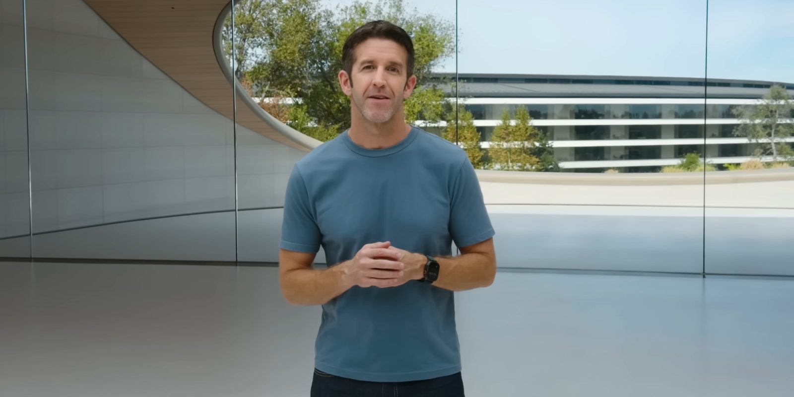 COO exit creates unanswered questions about Apple Watch and Health future post thumbnail image